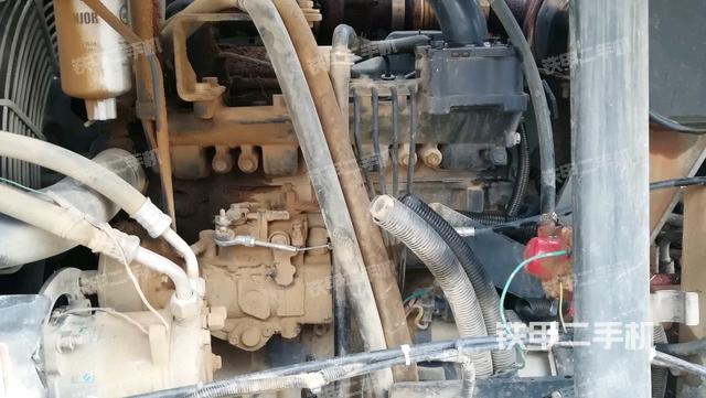 发动机室（上车部件）