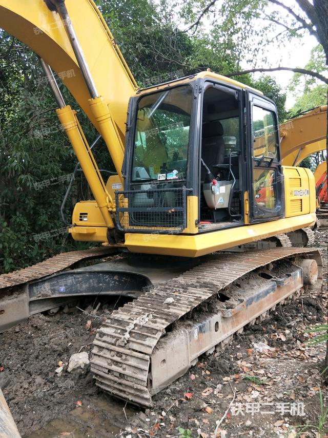 小松pc240lc7挖掘机