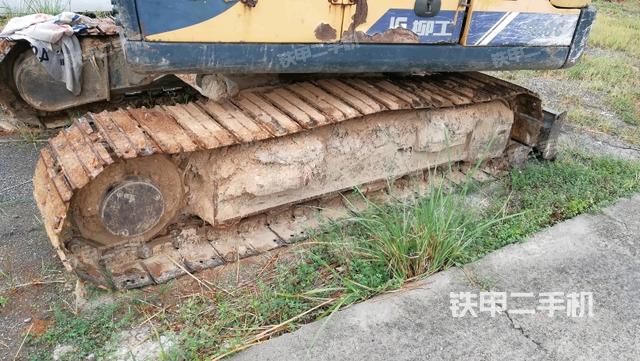 左侧履带整体 （行走机构）