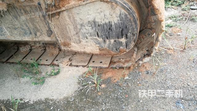 左侧行走马达盖板（行走机构）