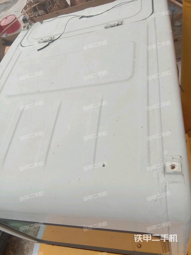 驾驶室顶部俯视（上车部件）