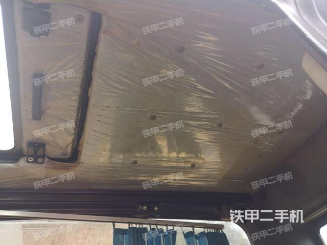 顶棚整体（驾驶室部分）