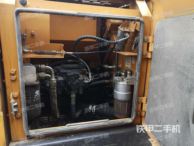 液压泵室（大件舱室）