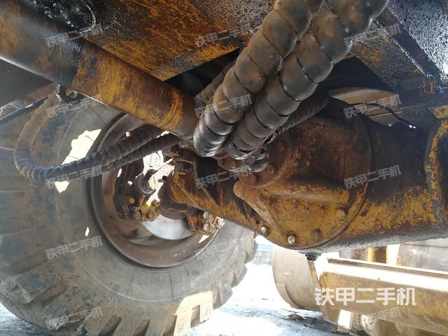 前驱动桥（液压/传动系统）