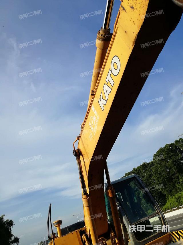 加藤hd820v挖掘机