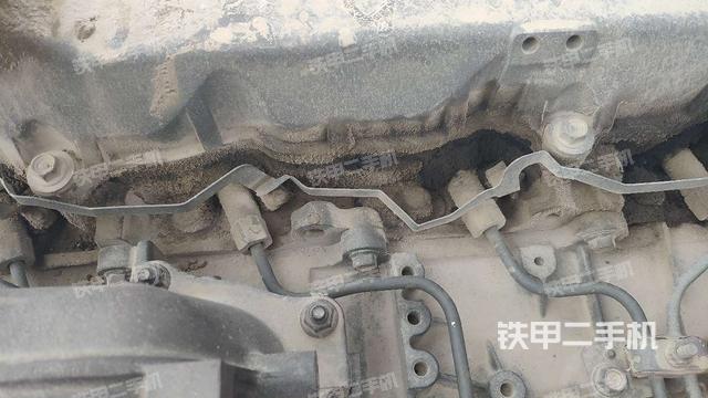 气门室盖螺丝特写（上车部件）