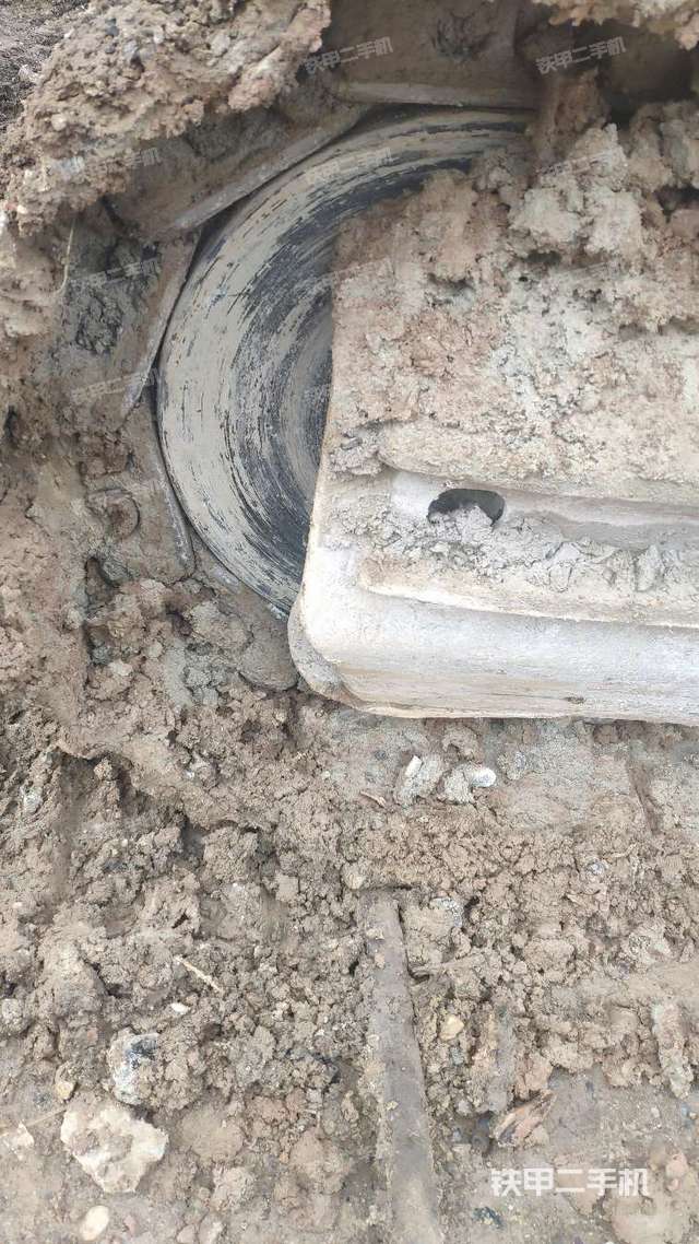 左导向轮（行走机构）