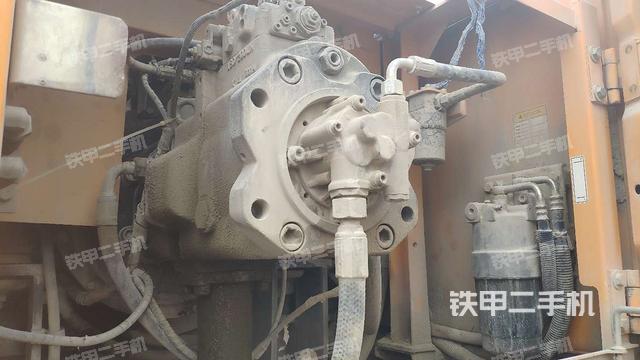 液压泵斜45 左（大件舱室）