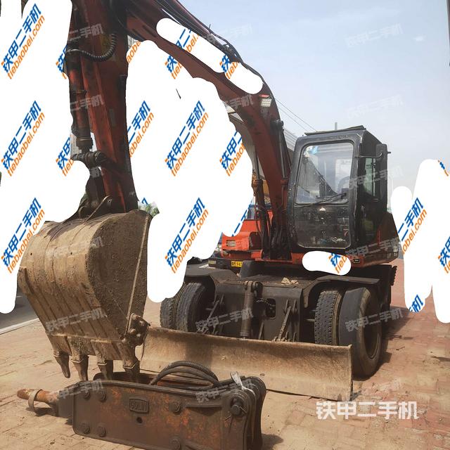 恒特重工HTL120挖掘机