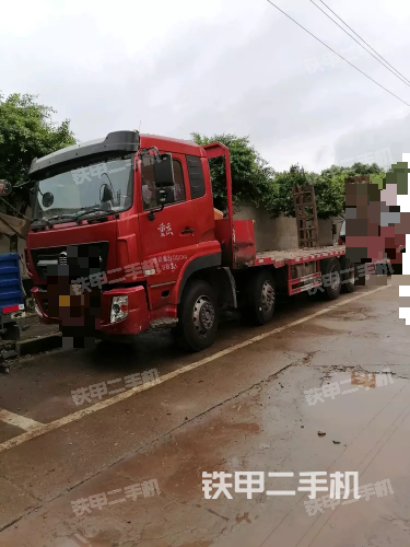 一汽解放8X4平板运输车