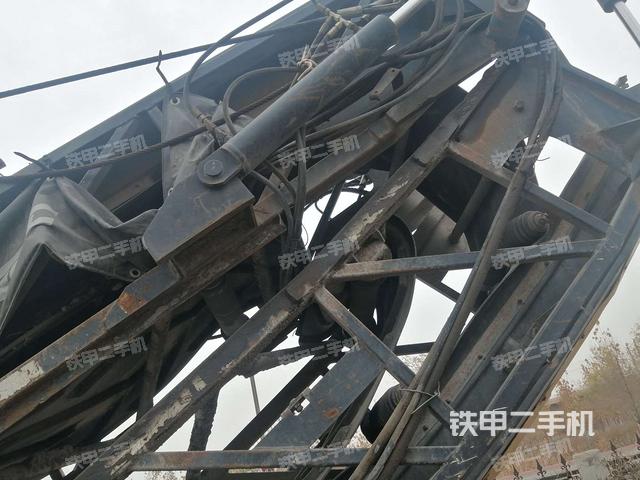 工作装置2（工作装置）