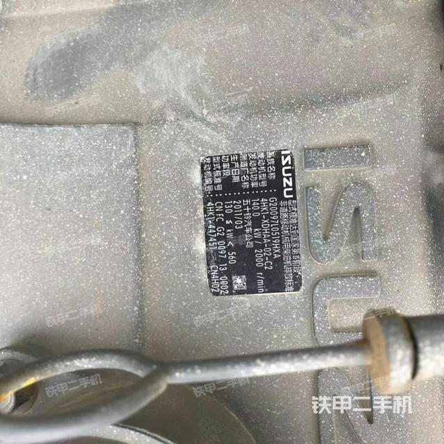 住友sh240-5挖掘机