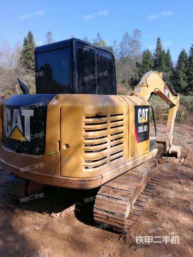 卡特彼勒CAT®305.5E2 小型液压挖掘机