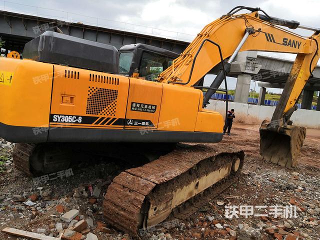 三一重工sy305h挖掘机