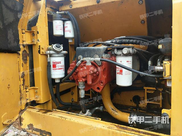 液压泵斜45 右（大件舱室）