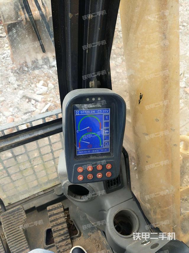 显示屏 （驾驶室部分）