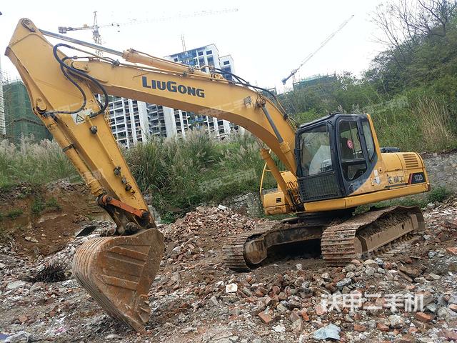 柳工CLG922D挖掘机