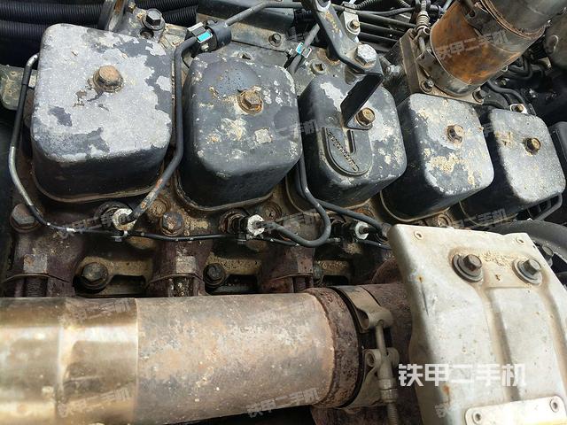 气门室盖螺丝特写（上车部件）