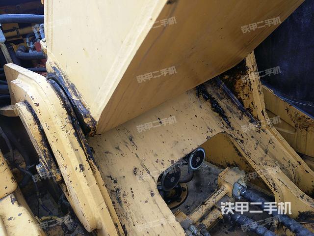 大臂根部 斜视（工作和回转装置）