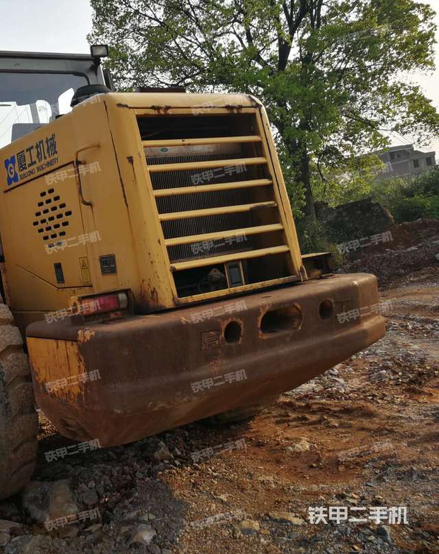 正后方（整机外观）