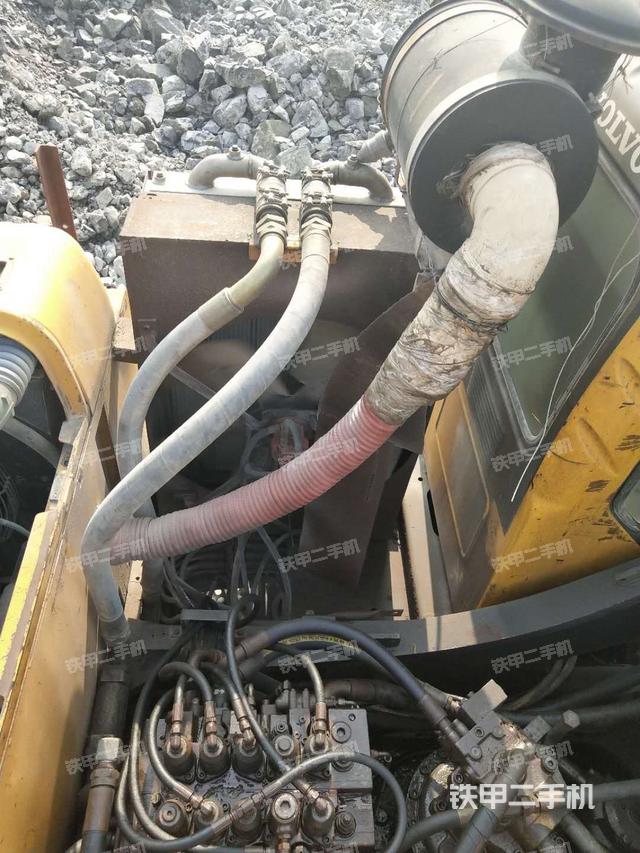 水箱+风扇特写（上车部件）