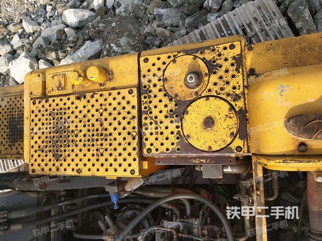 发动机室（上车部件）