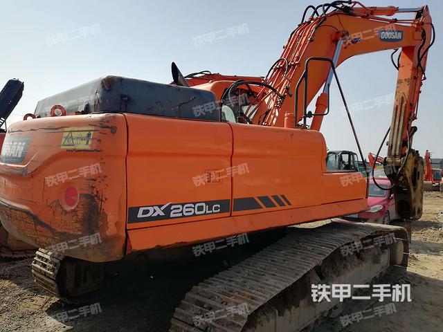 斗山dx260lc挖掘機