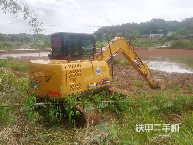 右后45(整机外观) 右后45(整机外观)