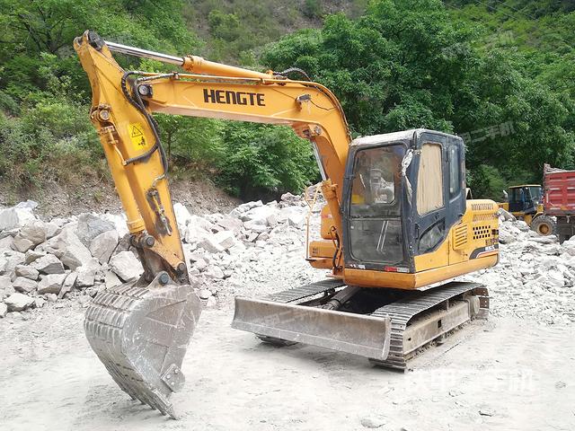 恒特重工HT90挖掘机