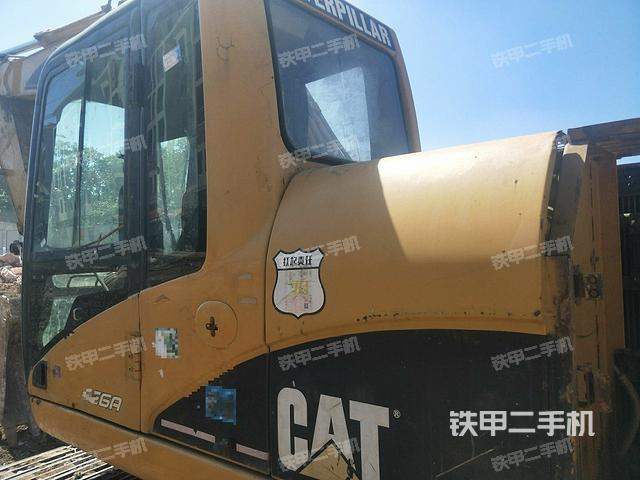 驾驶室左后45度(驾驶室部分) 驾驶室左后45度(驾驶室部分)