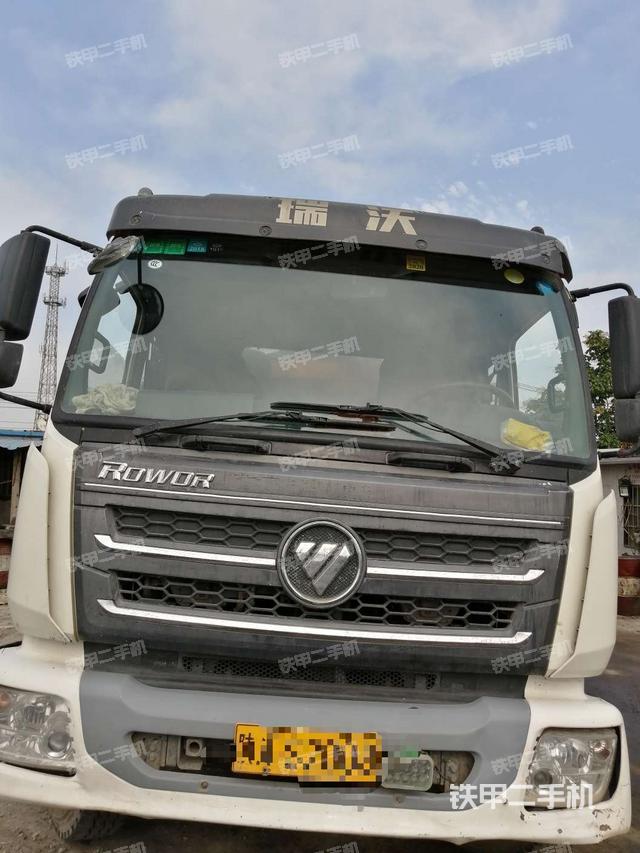 驾驶室正侧（工作装置）