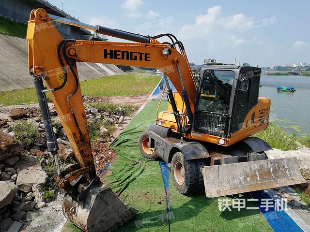 恒特重工HT145W挖掘机