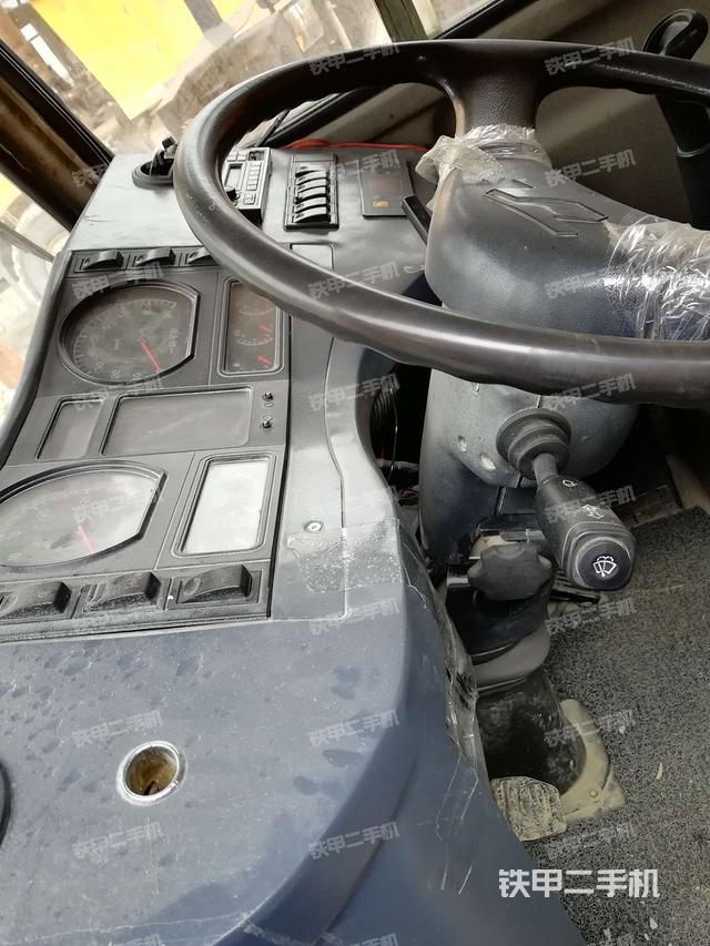 同力tl875非公路自卸车