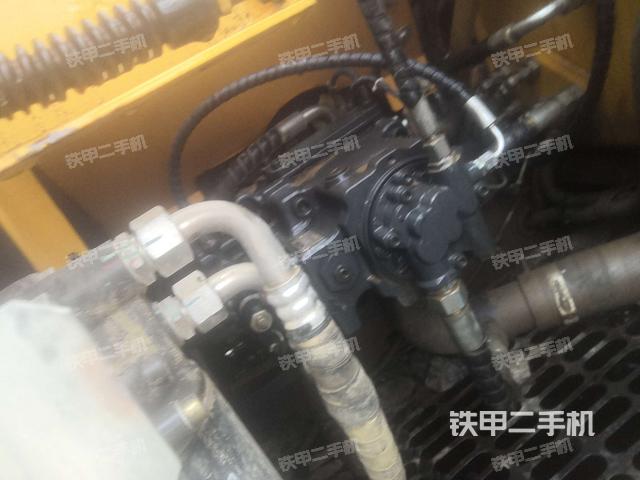 液压泵斜45 左（大件舱室）