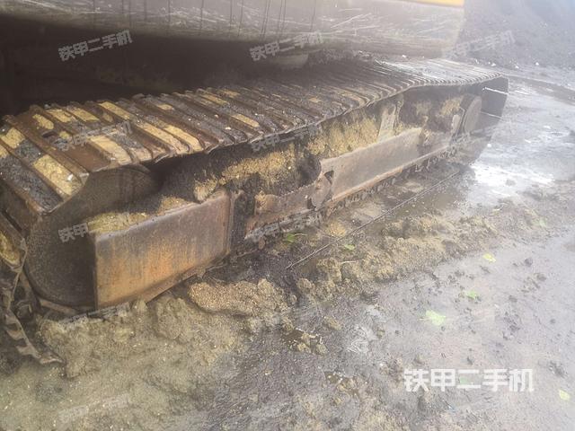 左侧履带整体 （行走机构）