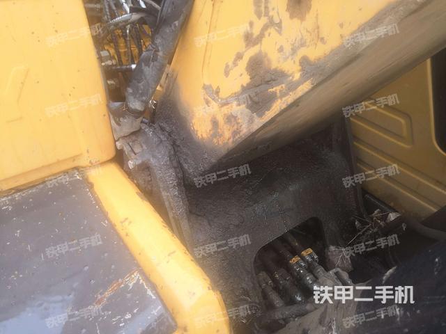 大臂根部 斜视（工作和回转装置）