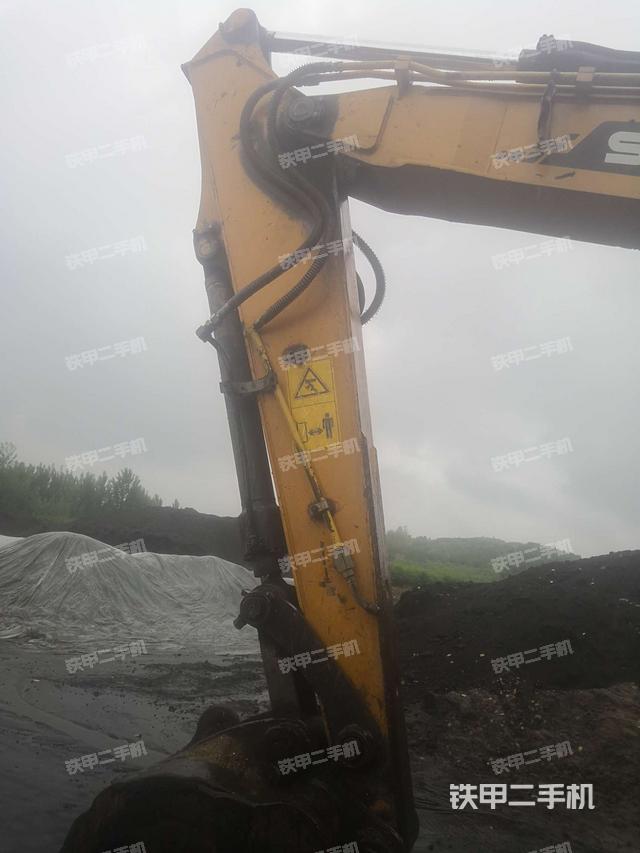 小臂整体左后（工作和回转装置）