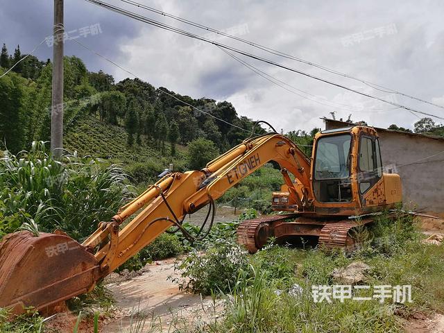 恒特重工HT150挖掘机