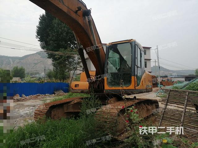 三一重工SY215C挖掘机