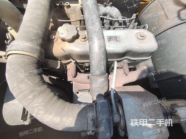 气门室盖螺丝特写（上车部件）