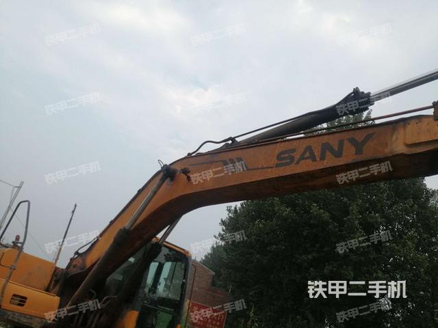 大臂整体 右侧（工作和回转装置）