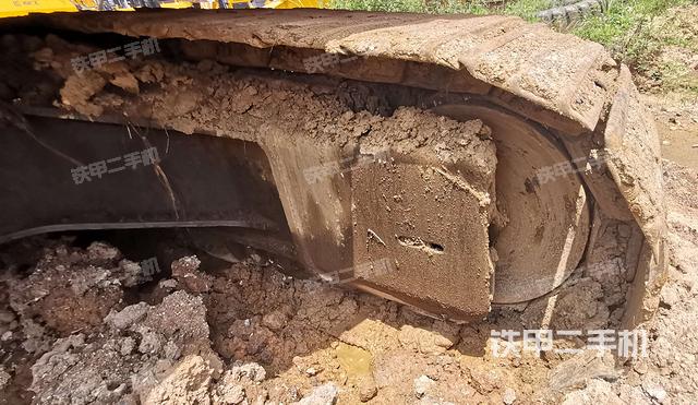 右侧行走马达盖板（行走机构）