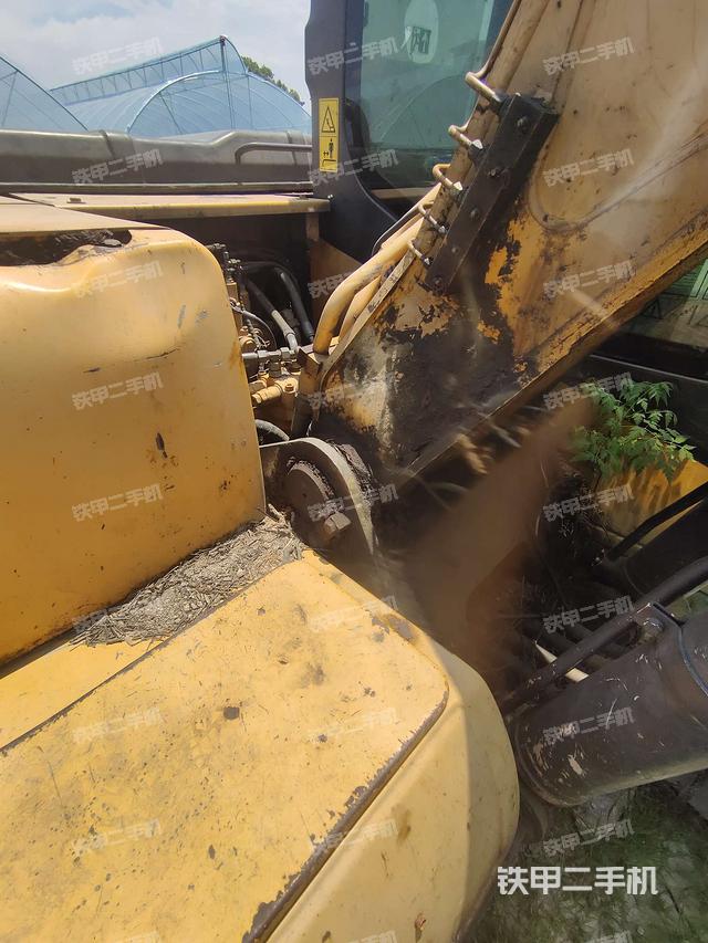 大臂根部 斜视（工作和回转装置）