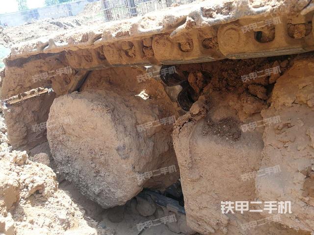 左驱动轮(行走机构) 左驱动轮(行走机构)