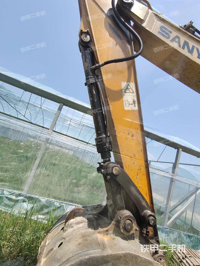 小臂整体左后（工作和回转装置）