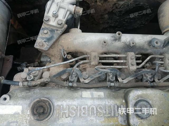 气门室盖螺丝特写（上车部件）