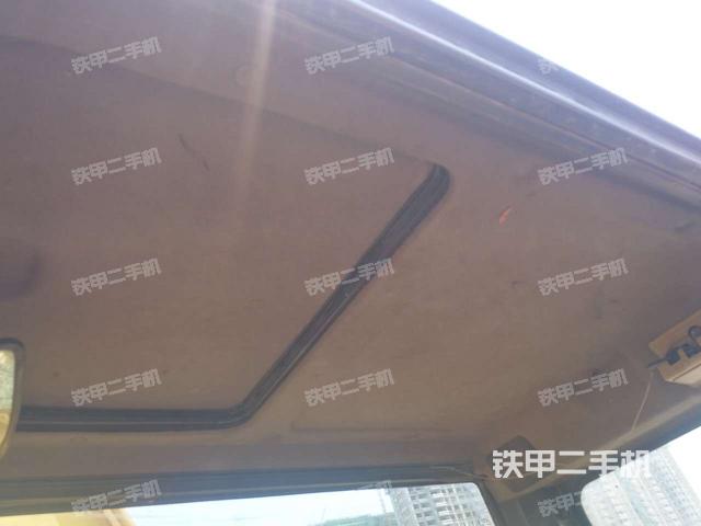 顶棚整体(驾驶室部分) 顶棚整体(驾驶室部分)