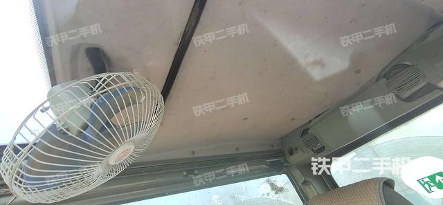 顶棚整体（驾驶室部分）