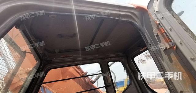 顶棚整体（驾驶室部分）