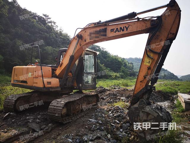 三一重工SY115C挖掘机